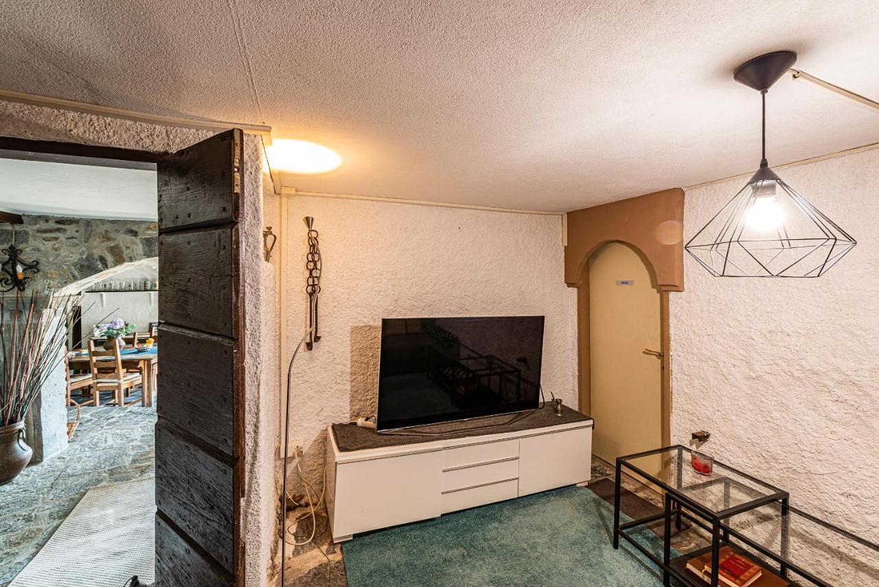 Casa Alma Grotto Daire Brione sopra Minusio Dış mekan fotoğraf